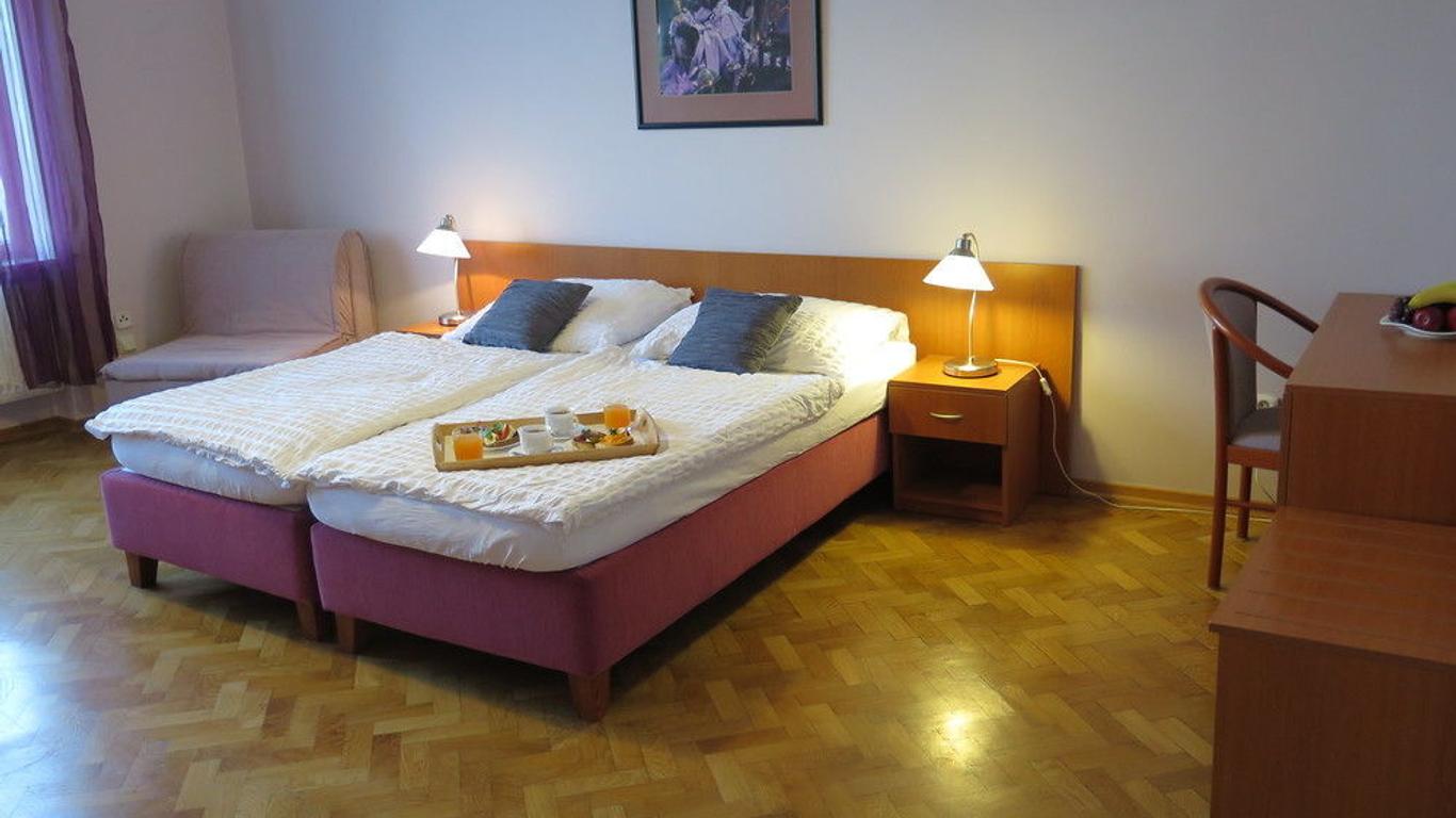 Prague-Hostel Na Smetance