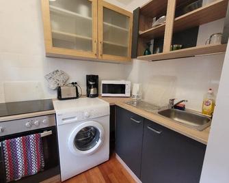 Marcel's Appartement - Bielefeld - Kitchen