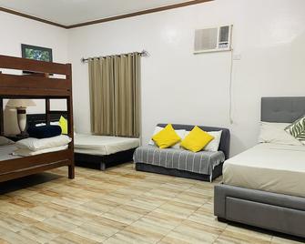 Kayhlan's Leisure Farm - Nagcarlan - Habitación
