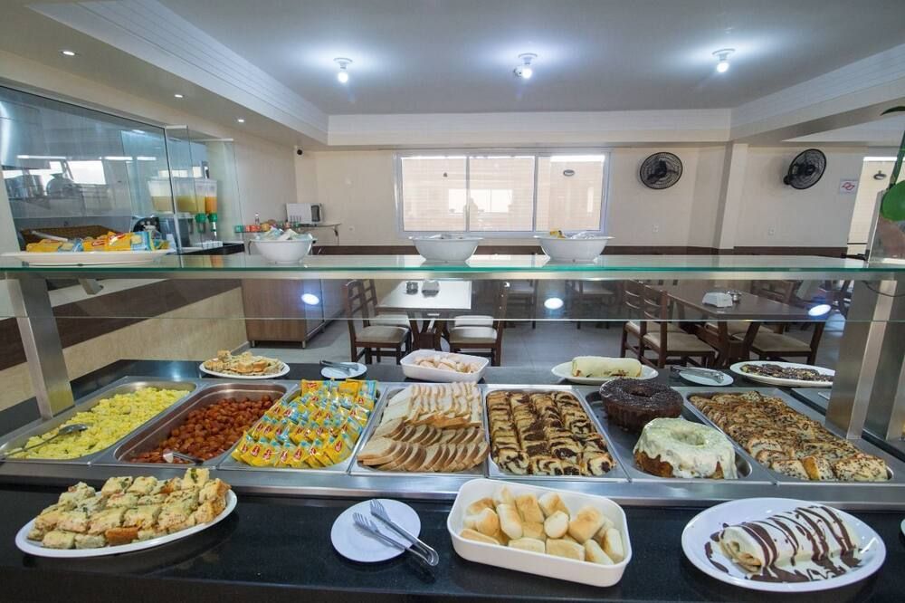 咕嚕馬爾酒店 - 瓜魯雅 - 自助餐