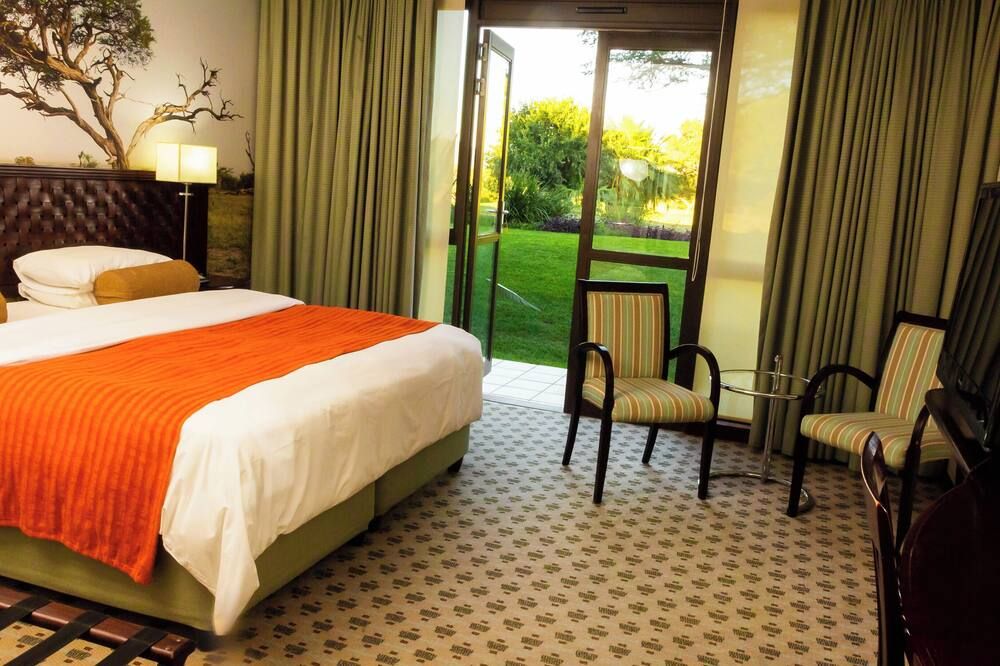 Phakalane Golf Estate Hotel Resort - גאבורון - חדר שינה