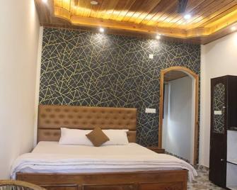Dooars Reina Resort - Lataguri - Habitación