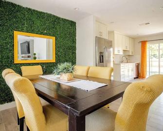 The cozy retreat is strategically located for easy access to your adventures. - Concord - Dining room