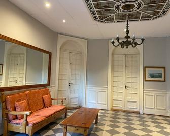 Hotel Vicente López - Vicente López - Wohnzimmer