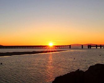 4a Victoria Place, Pet Friendly, Country Holiday Cottage In Barmouth - Barmouth - Living room