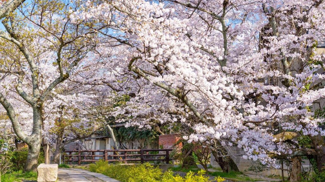 Karasuma Rokujo Hotel