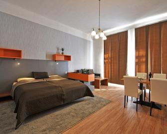 Apartmanovy Dum Centrum - Brünn - Schlafzimmer
