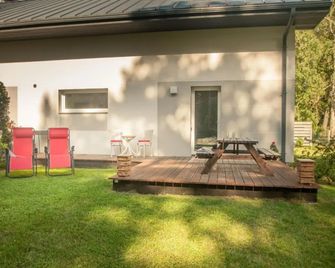 Lauku iela 25 - Jurmała - Patio