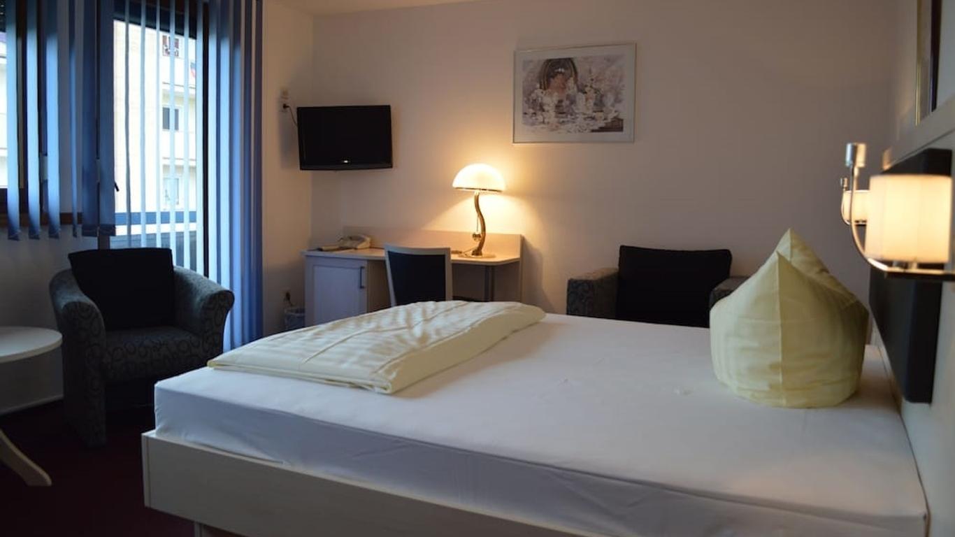 هوتل شيروكو