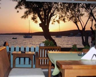 Hotel Paros - Parikia - Patio