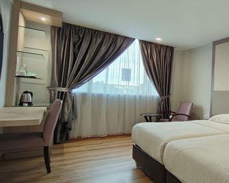 Country Hotel - Klang