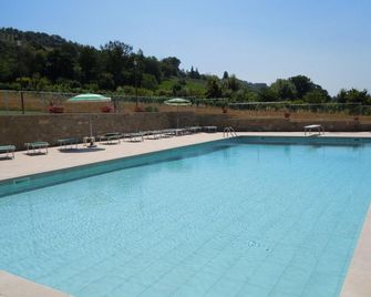 Catignano Hotel - Gubbio - Pool