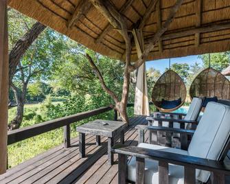 Ezulwini Game Lodges - Hoedspruit - Patio