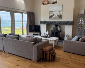 Seaview Cottage - Bright & Beautiful - Ocean Views - Walk to Beach - Rossnowlagh - Sala de estar