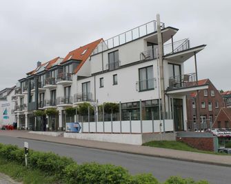 Vier Jahreszeiten Bensersiel - Bensersiel - Gebouw