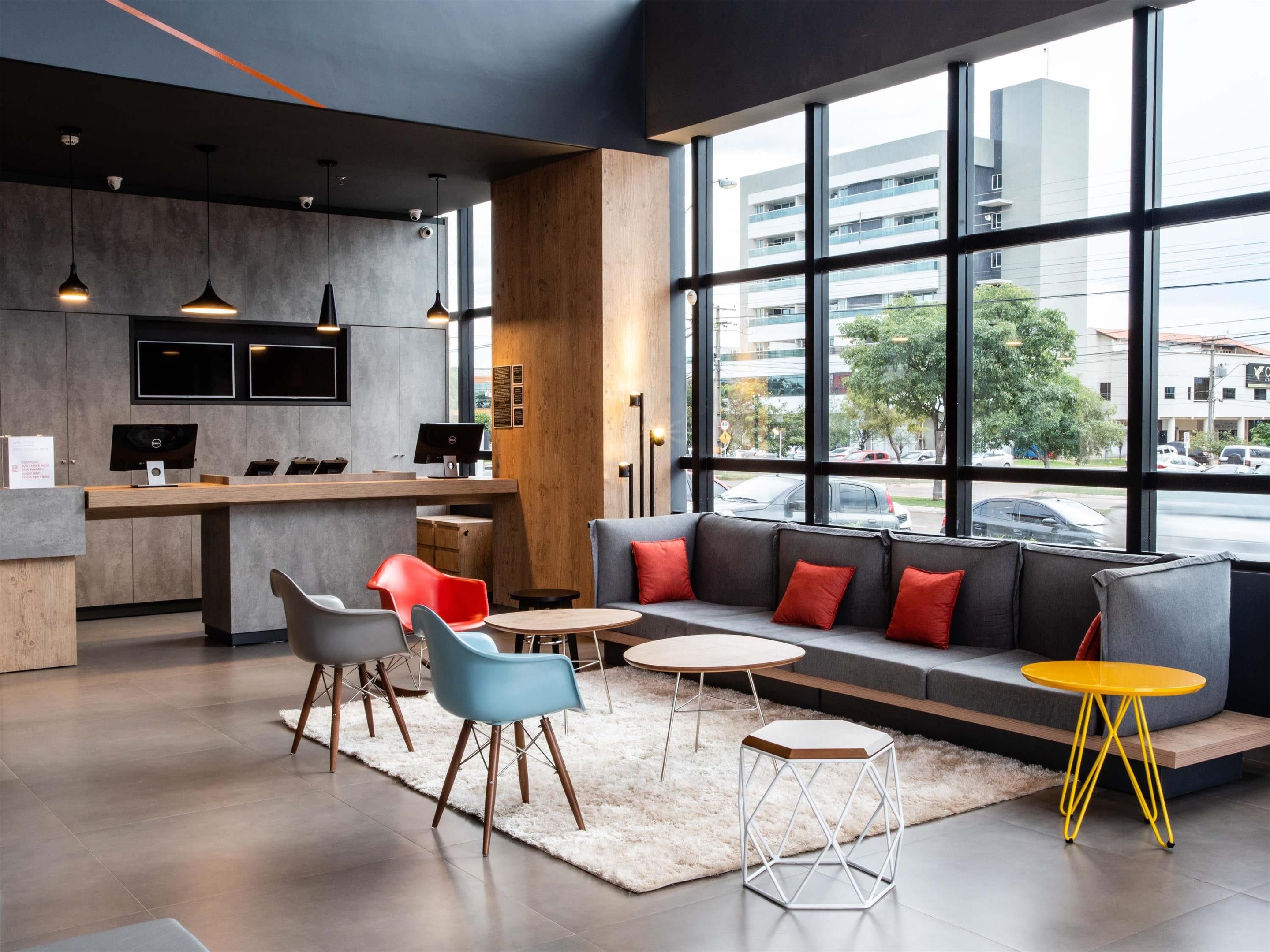 إيبيس بالماس أفينيدا ا كي - بالماس - مبنى