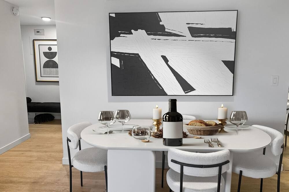 NYC 5th ave Central Park XL apartment with balcony -3 bedroom. - ניו יורק - חדר אוכל