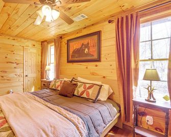 1 Mi to Nottely Lake: Home w/ Furnished Deck! - Blairsville
