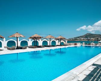 Paros Holiday Sun Hotel - Pounta