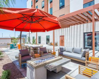 Hampton Inn & Suites Phoenix East Mesa - Gilbert - Patio