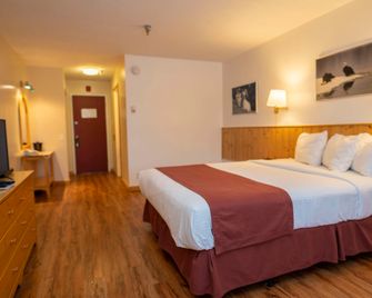 Canadas Best Value Inn River View Hotel - Whitehorse - Yatak Odası
