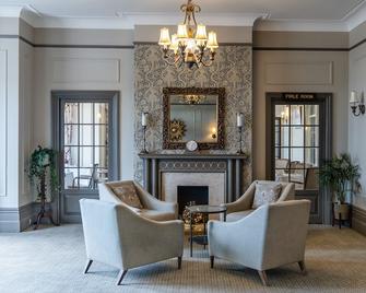 The Lansdowne, Eastbourne - Eastbourne - Salónek