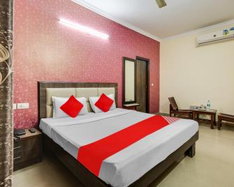 Hotel O Royal - Čandígarh - Ložnice