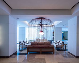 منتجع دوبل تري باي هيلتون هوتل بينانغ - باتو فرّينغي - ردهة