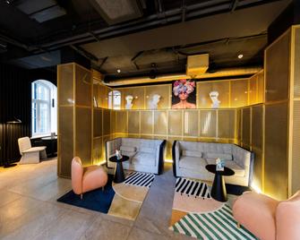 Tribe Riga City Centre Hotel - Riga - Lounge