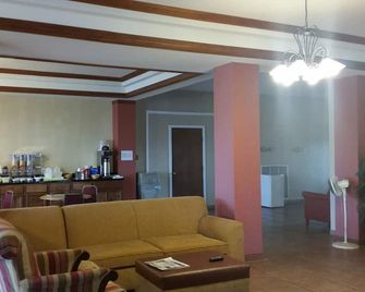 Executive Inn and Suites Waxahachie - Waxahachie - Huiskamer