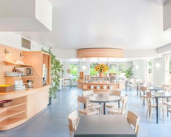 B&B HOTEL Antibes Sophia Le Relais - Biot - Ресторан