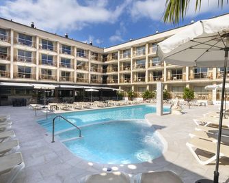 Aparthotel Miami Park - קאללה - בריכה