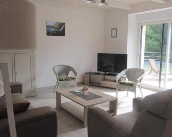 Charming Cottage In The Framework Of An Old Mill In The Countryside - Audierne - Huiskamer