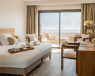 Best Western Premier A Storia Solenzara - Sari-Solenzara - Bedroom