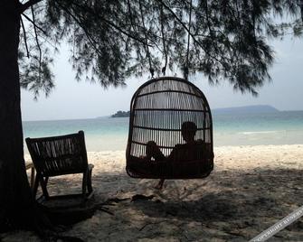 Pura Vita Resort - Koh Rong - Playa