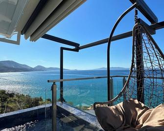 Qeparo Napolon Complex - Qeparo - Balcón