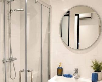 Joli T2 centre ville avec cour, climatisation et fibre - Angoulême