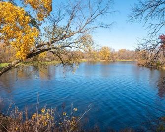 Bone's Backwater Retreat - Charles City - Venkovní prostory