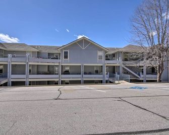 Lake of the Ozarks Views, Patio Regatta Bay Condo - Four Seasons - Building