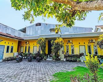 OYO 92519 Pondok Koesnita - Pangandaran - Gebäude