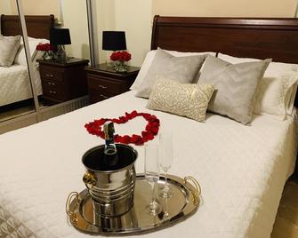 San Francisco Apart Hotel - Guayaquil - Bedroom