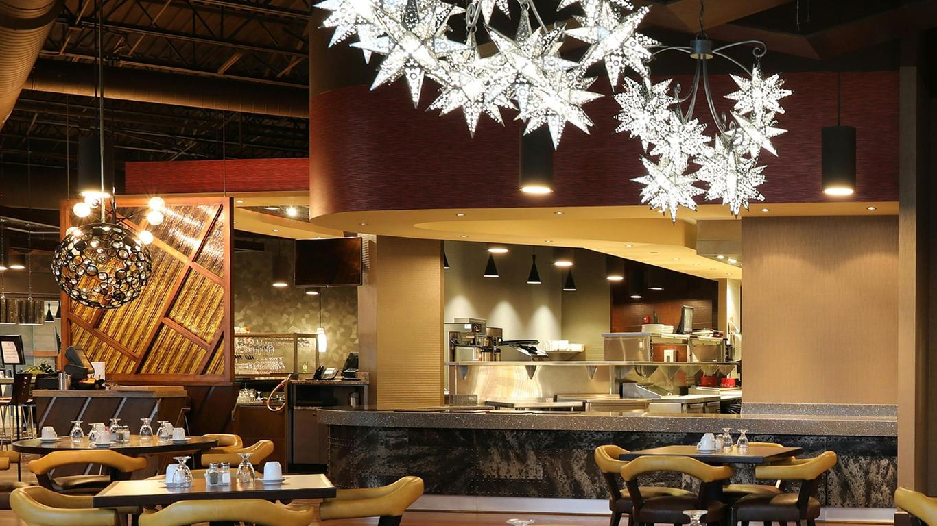 DoubleTree by Hilton Omaha Southwest