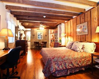 New Orleans at it's Best - The Lagniappe Suite - Charming Studio, Great Location - Nueva Orleans - Habitación