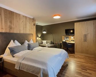 Moser-Hochkönig Genuss Wirtshaus Hotel - Maria Alm am Steinernen Meer - Schlafzimmer