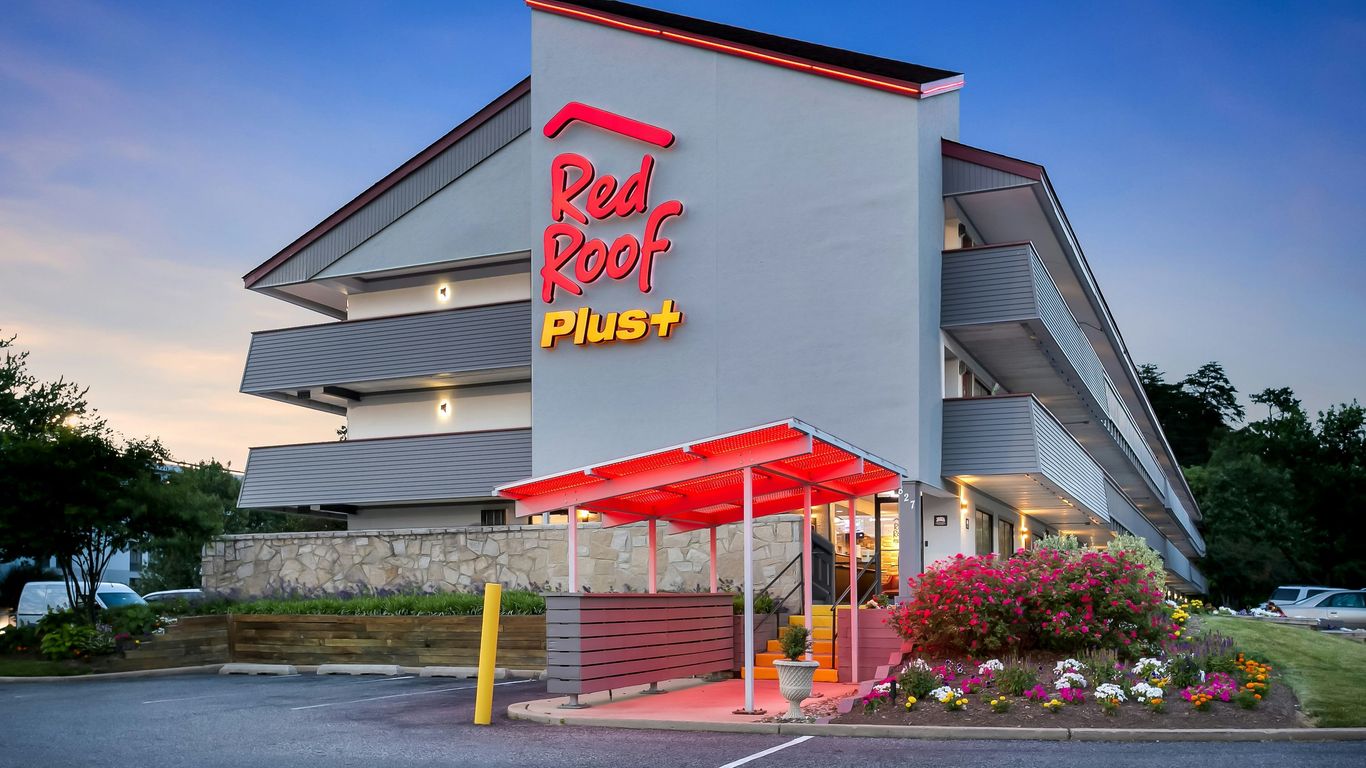 Red Roof PLUS+ Baltimore - Washington DC/BWI Airport