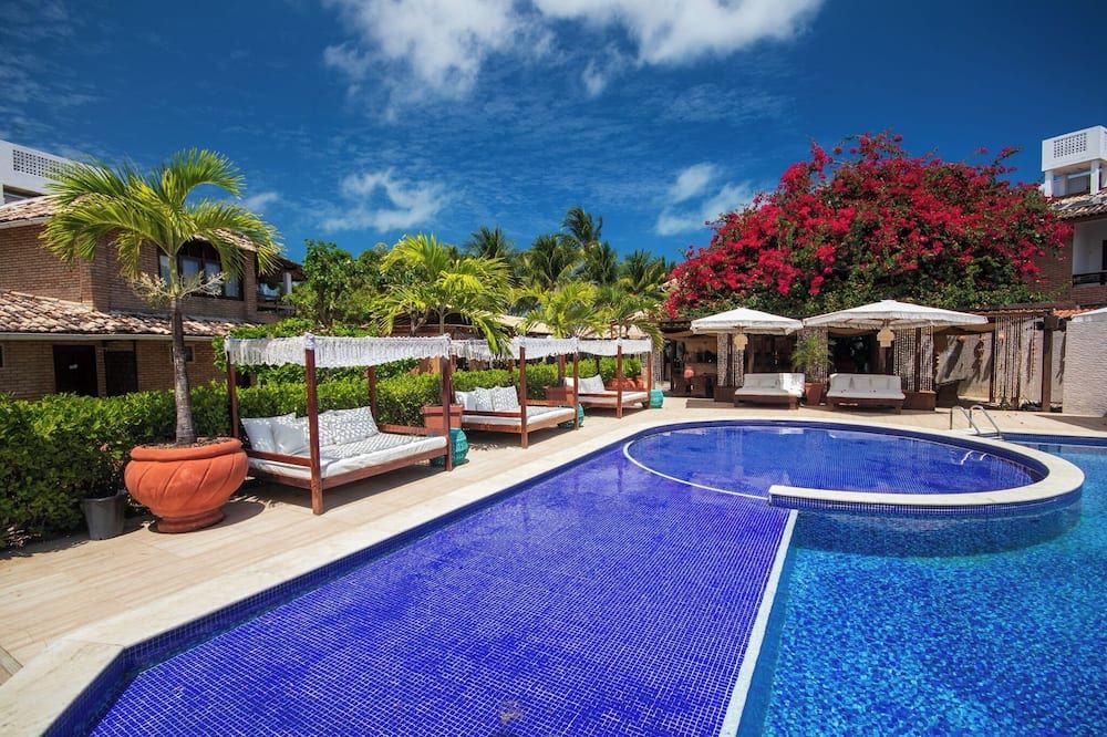 بوزادا إنكونترو داز أجواس - ماراغوغي - حوض السباحة