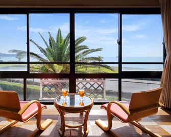 Tateyama Seaside Hotel - Tateyama - Balkon