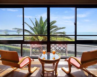 Tateyama Seaside Hotel - Tateyama - Balkon