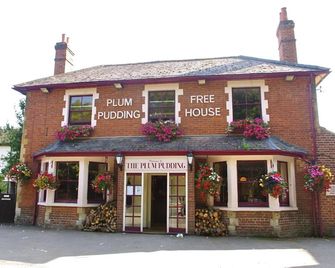 Plum Pudding - Abingdon - Building