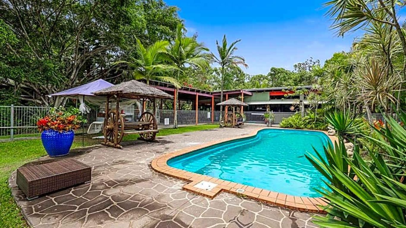 1770 Southern Cross Travellers Retreat